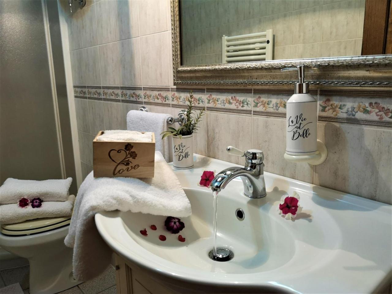 Agriturismo Palazzo Conti - B Πιέντσα Εξωτερικό φωτογραφία
