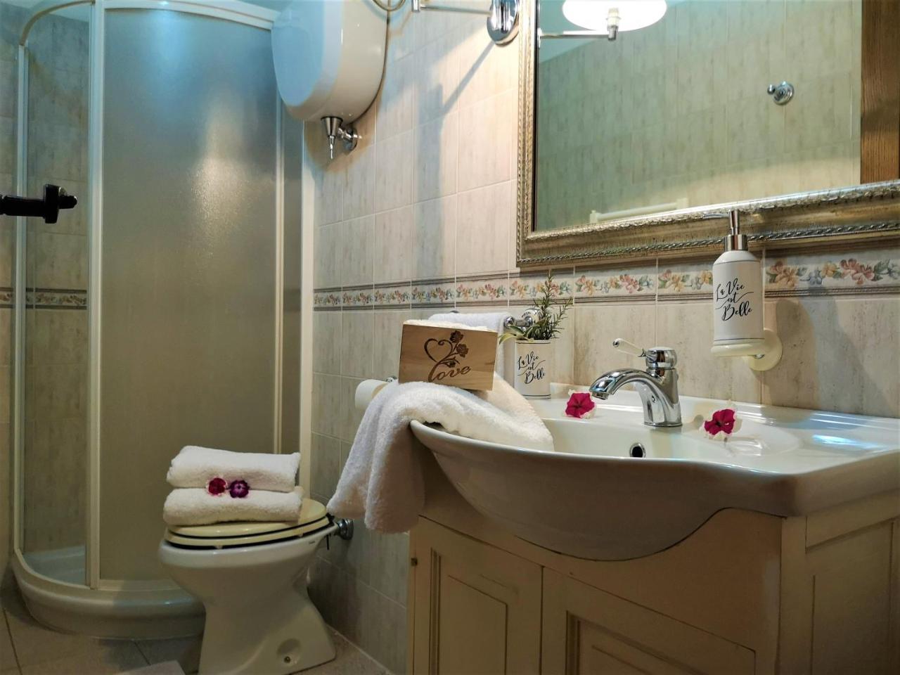 Agriturismo Palazzo Conti - B Πιέντσα Εξωτερικό φωτογραφία